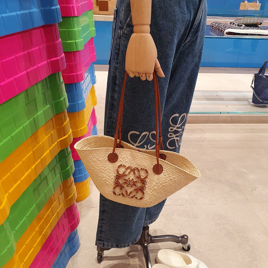 直営店買付】ロエベ☆アナグラム バスケットバッグ A223P65X01 (LOEWE