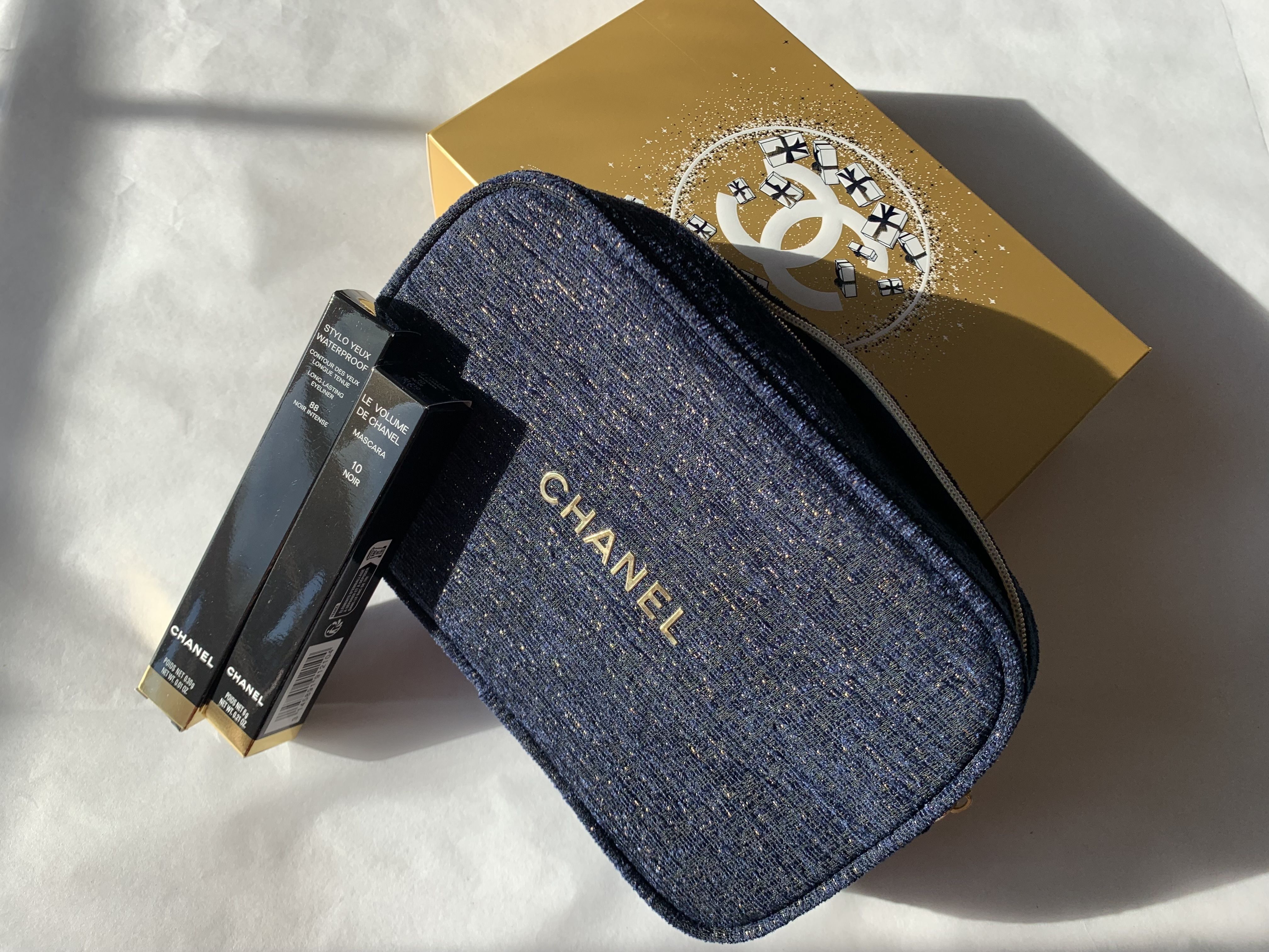 ホリデー限定☆CHANEL A SIGHT TO SEE ポーチ付♪数量入荷 (CHANEL
