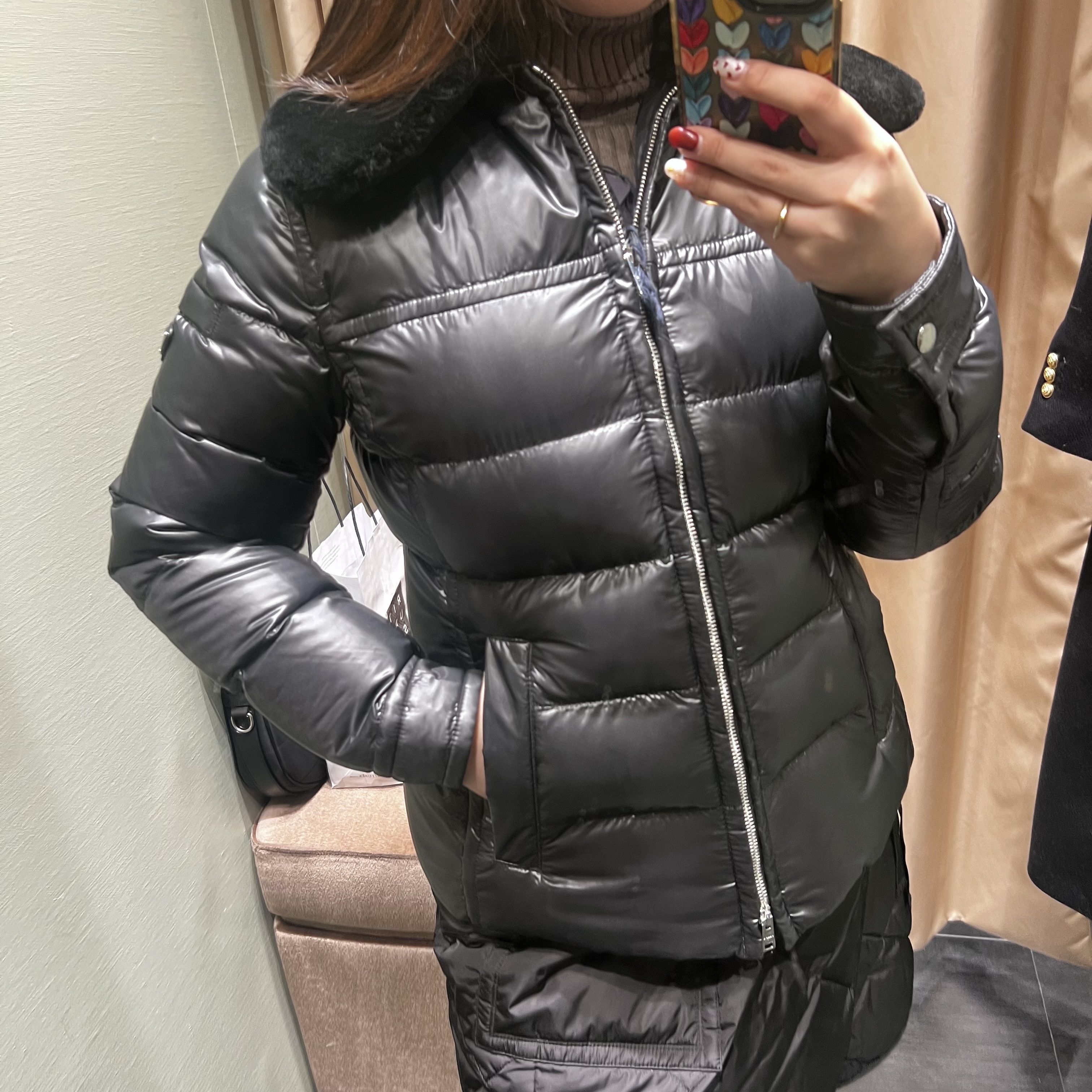 PRADA直営】290796 CUTE モコモコファー ショートダウン (PRADA/ダウン