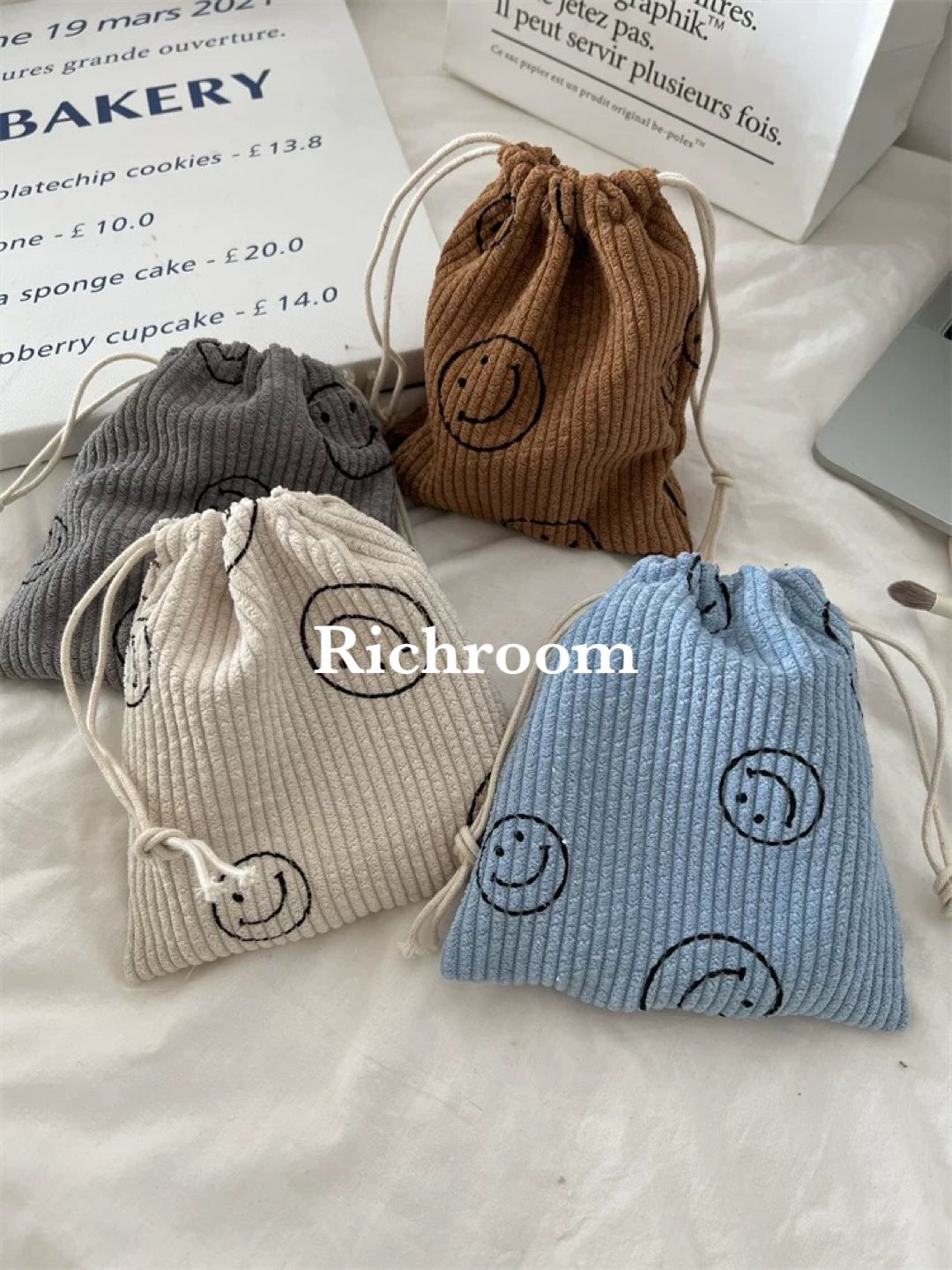 にこちゃん 巾着袋 コーデュロイ スマイル 化粧 小物 4色 韓国 (ポーチ