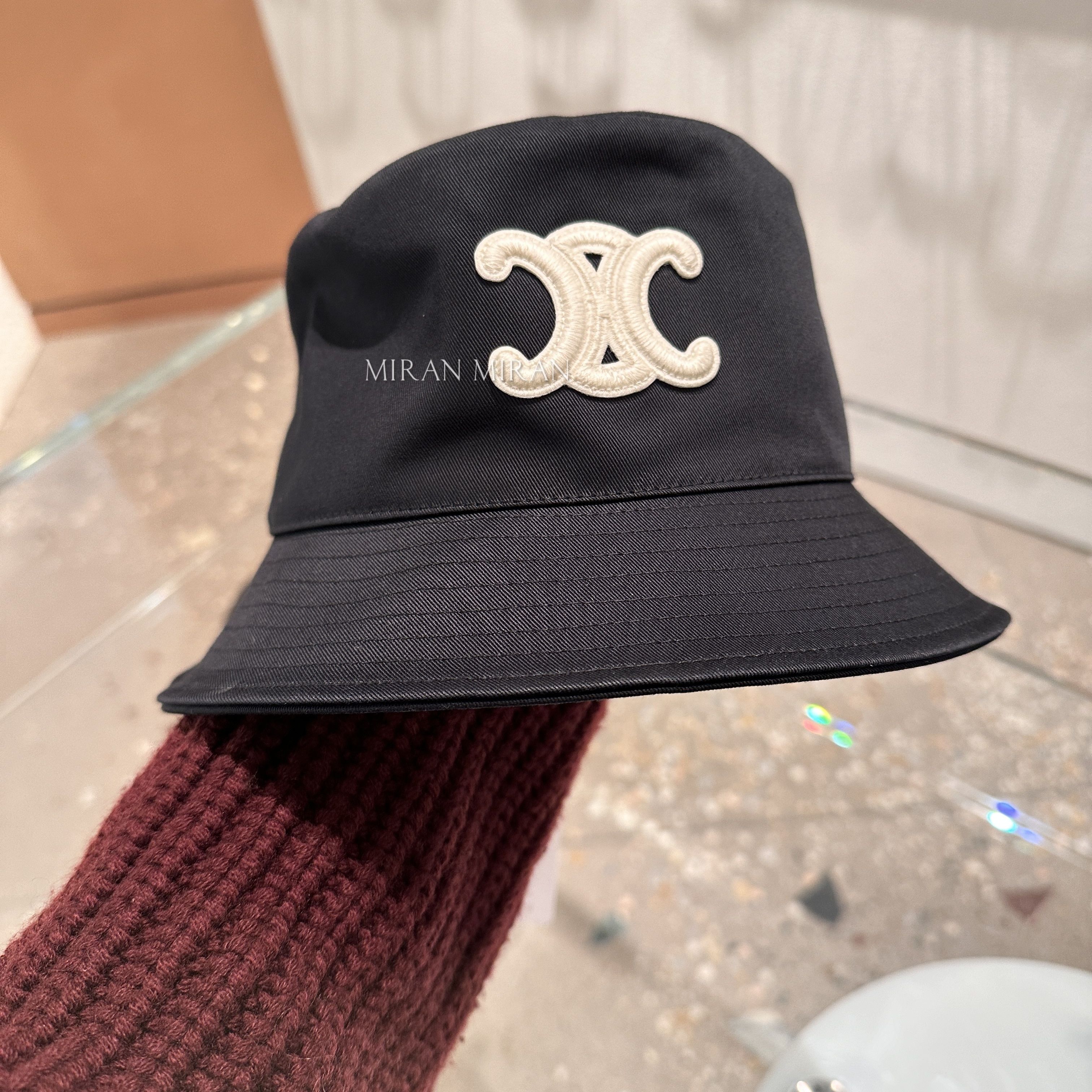 CELINE】トリオンフ バケットハット / コットンギャバジン (CELINE