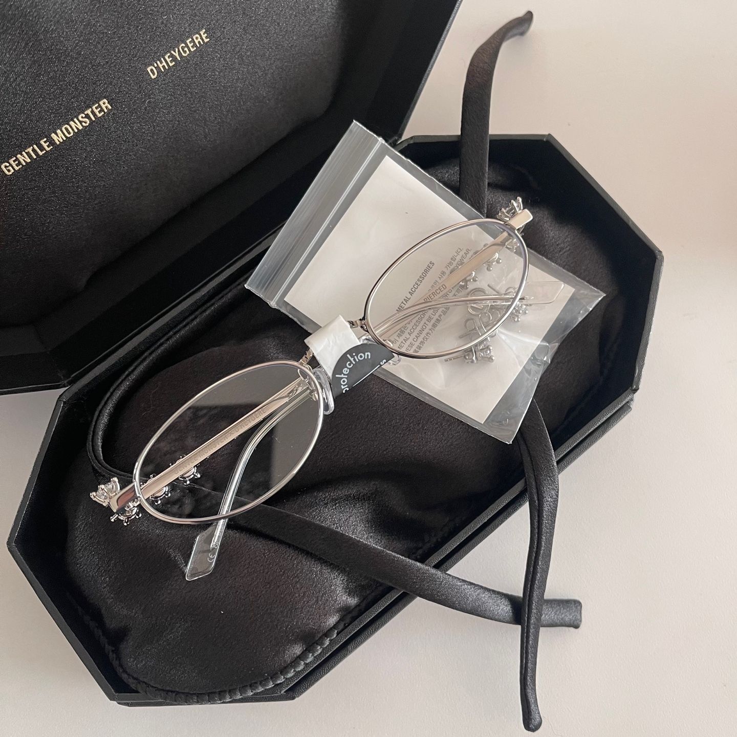 Gentle Monster x D'heygere】 Pierced 02 Silver (Gentle Monster