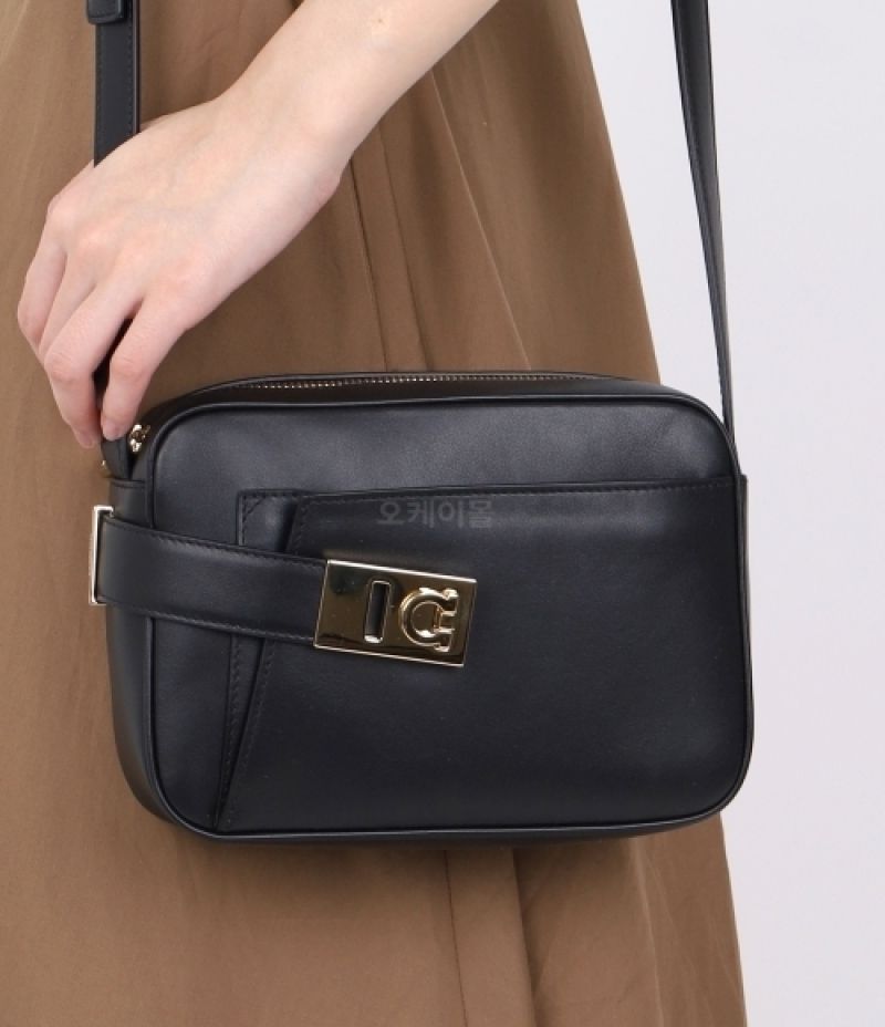 Salvatore Ferragamo｜SHOULDER BAGS (216292 769547) (FERRAGAMO