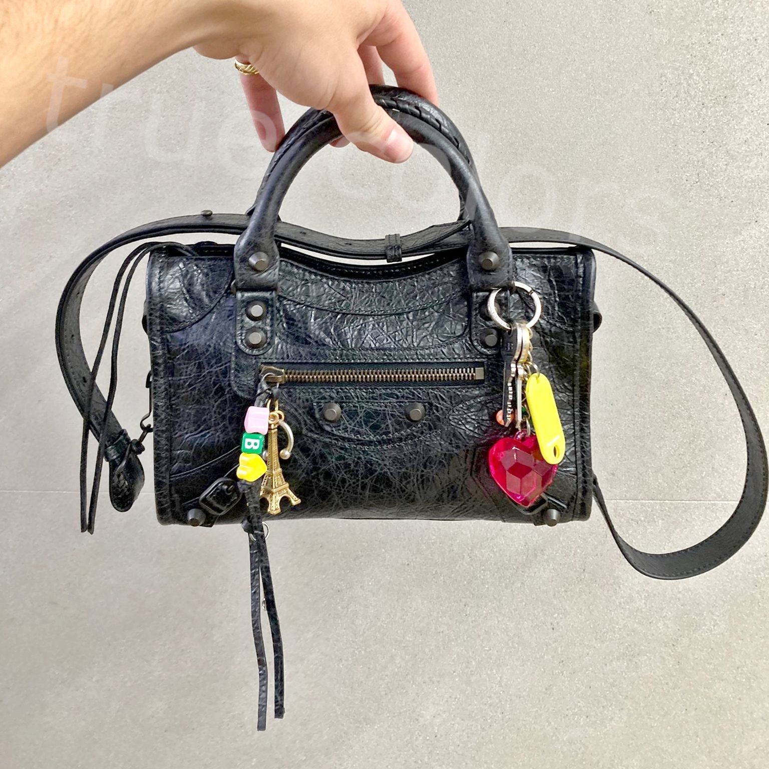 BALENCIAGA バレンシアガ 24FW チャーム付きLE CITY ミニバッグ