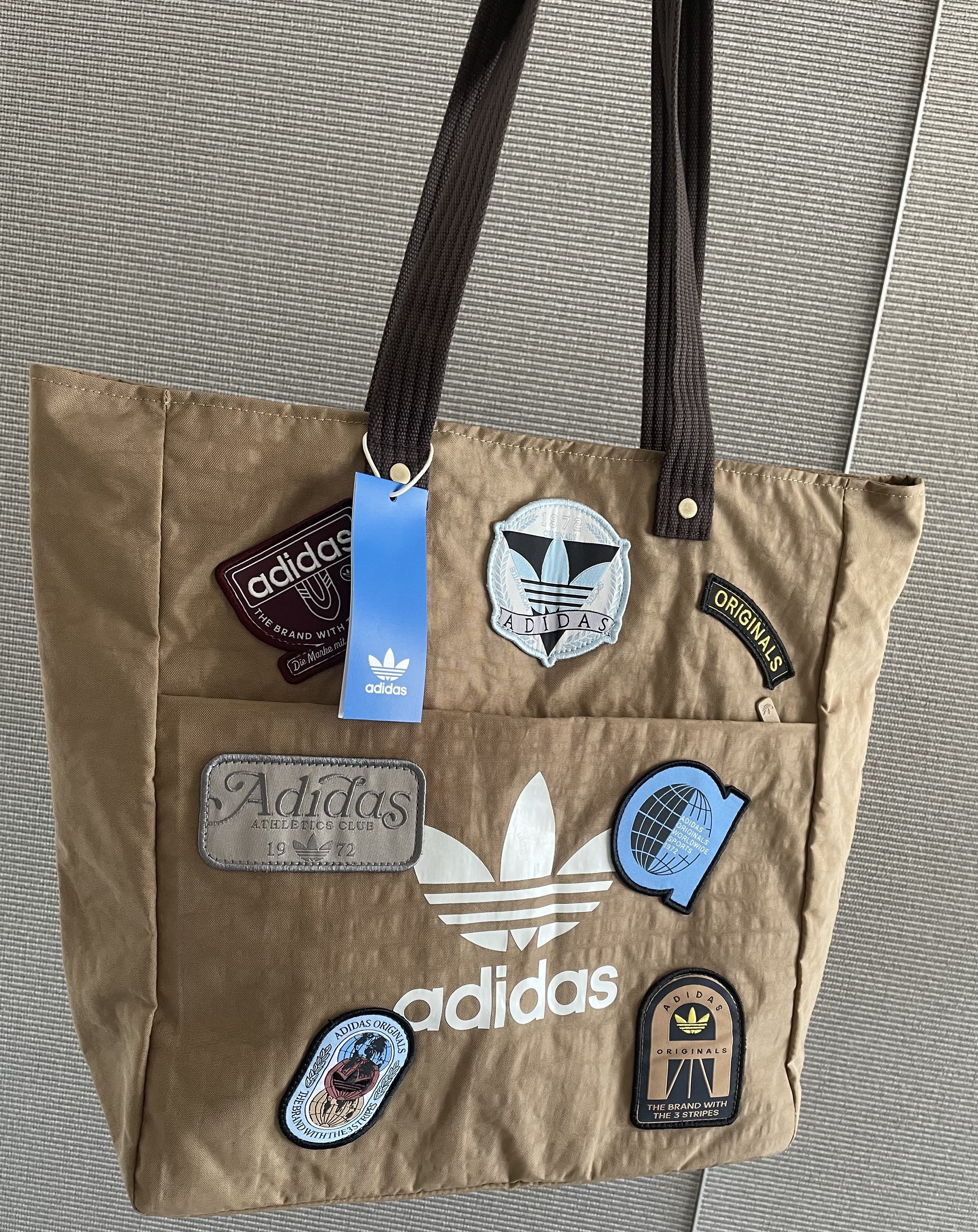 adidas】ユニセックス◇レコード トートバッグRECORD TOTE BAG (adidas