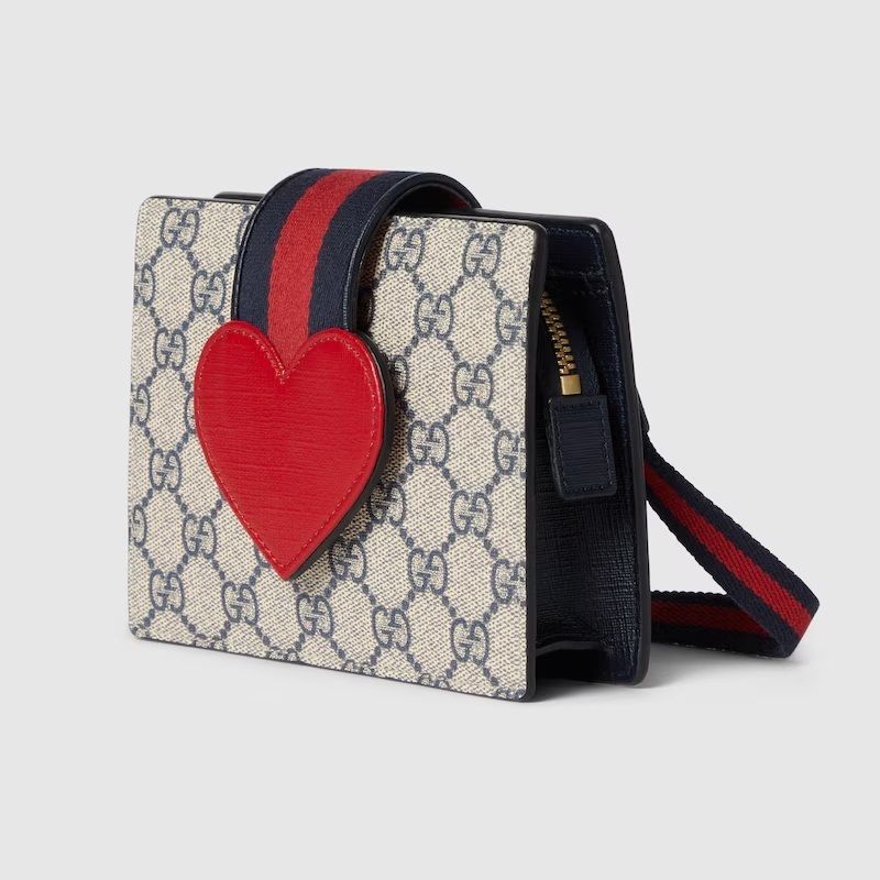 New! GUCCI ハート付 ウェブ ストライプ ミニバッグ 関税込 (GUCCI