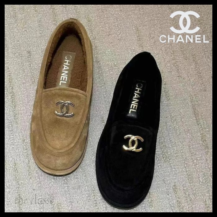 暖かくて可愛い♪ CHANEL モカシンローファー (CHANEL/スリッポン