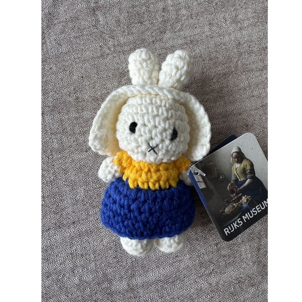 アムステルダム国立美術館 牛乳を注ぐミッフィーキーリング (miffy