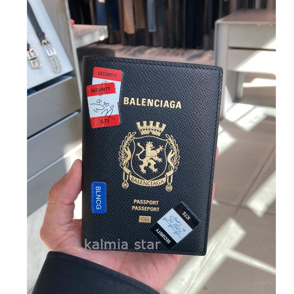 ○送料込○BALENCIAGA○Passport ホルダー (BALENCIAGA/パスポート