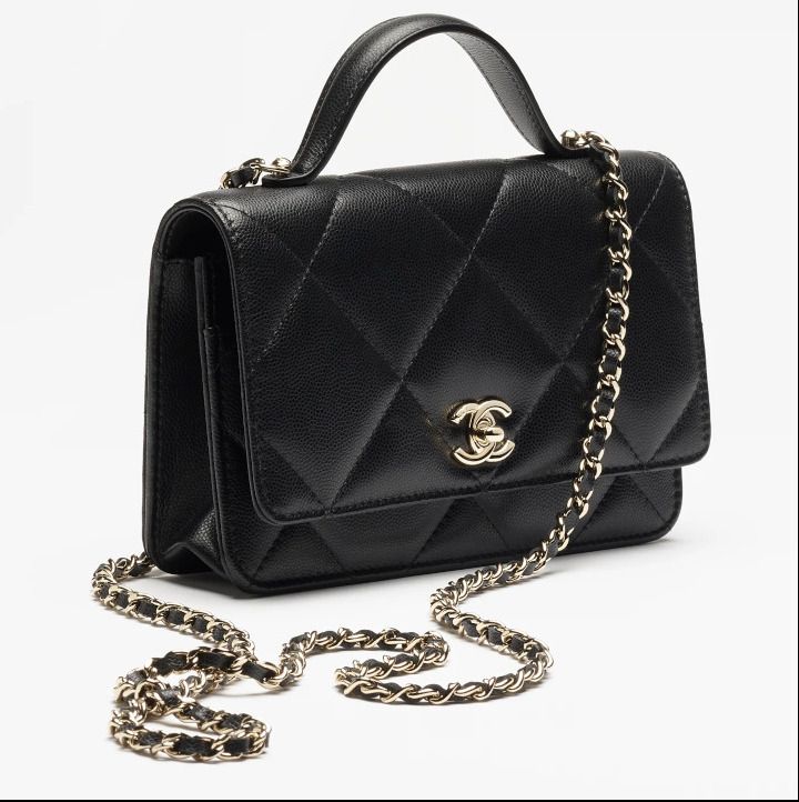3wayで可愛い】CHANEL チェーンウォレット ブラック (CHANEL/バック