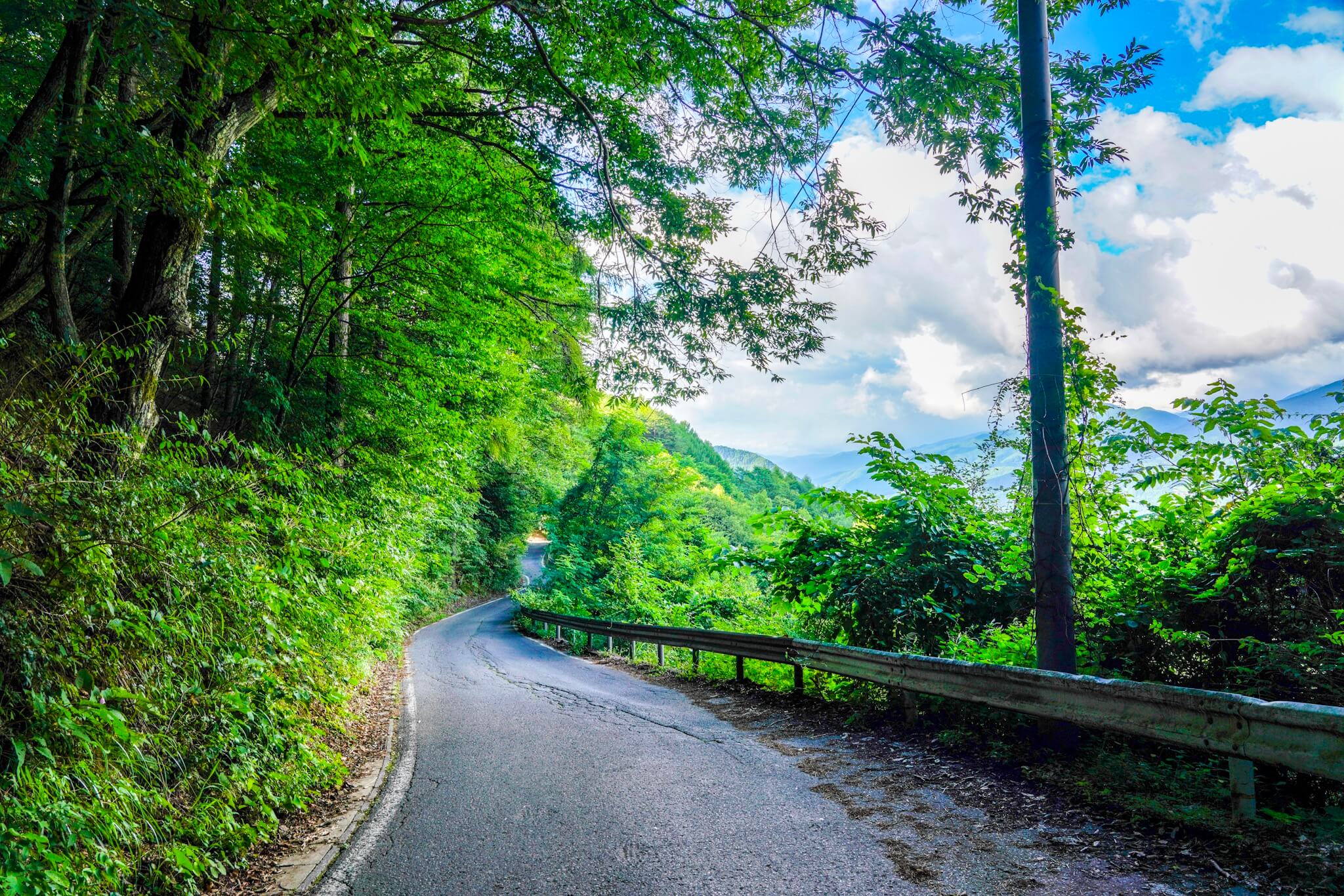 分杭峠「ゼロ磁場」パワースポットを徹底検証｜日本の峠＃2 | MOBY