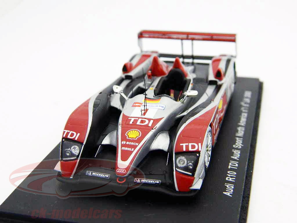 Spark 1:43 アウディR10 TDI＃1 24ルマンビエラ/ピロ/ヴェルナー S0684