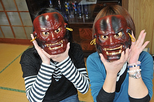 神楽面（鑑賞用）の彩色体験/高千穂町観光協会 - じゃらん遊び体験