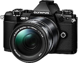 Olympus OM-D E-M1 Mark II + 8 mm Lens Aynasız Fotoğraf Makinesi
