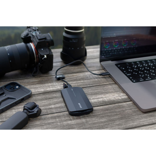 バッファロー ポータブルSSD 1TB SSD-PHP1.0U3-BA 1台 - アスクル