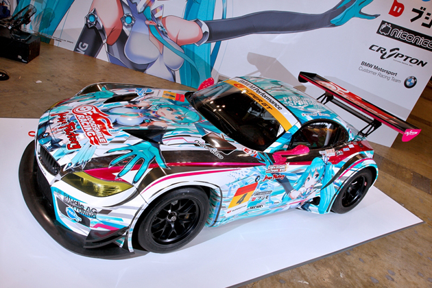 グッドスマイルレーシング、初音ミクを描いたGTマシン「BMW Z4 GT3」で