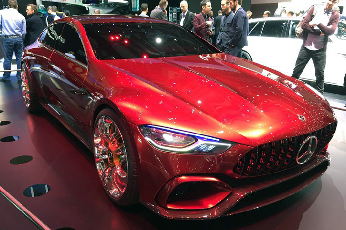 800馬力超でミラーレス！ メルセデス・ベンツが放つ超先進的4