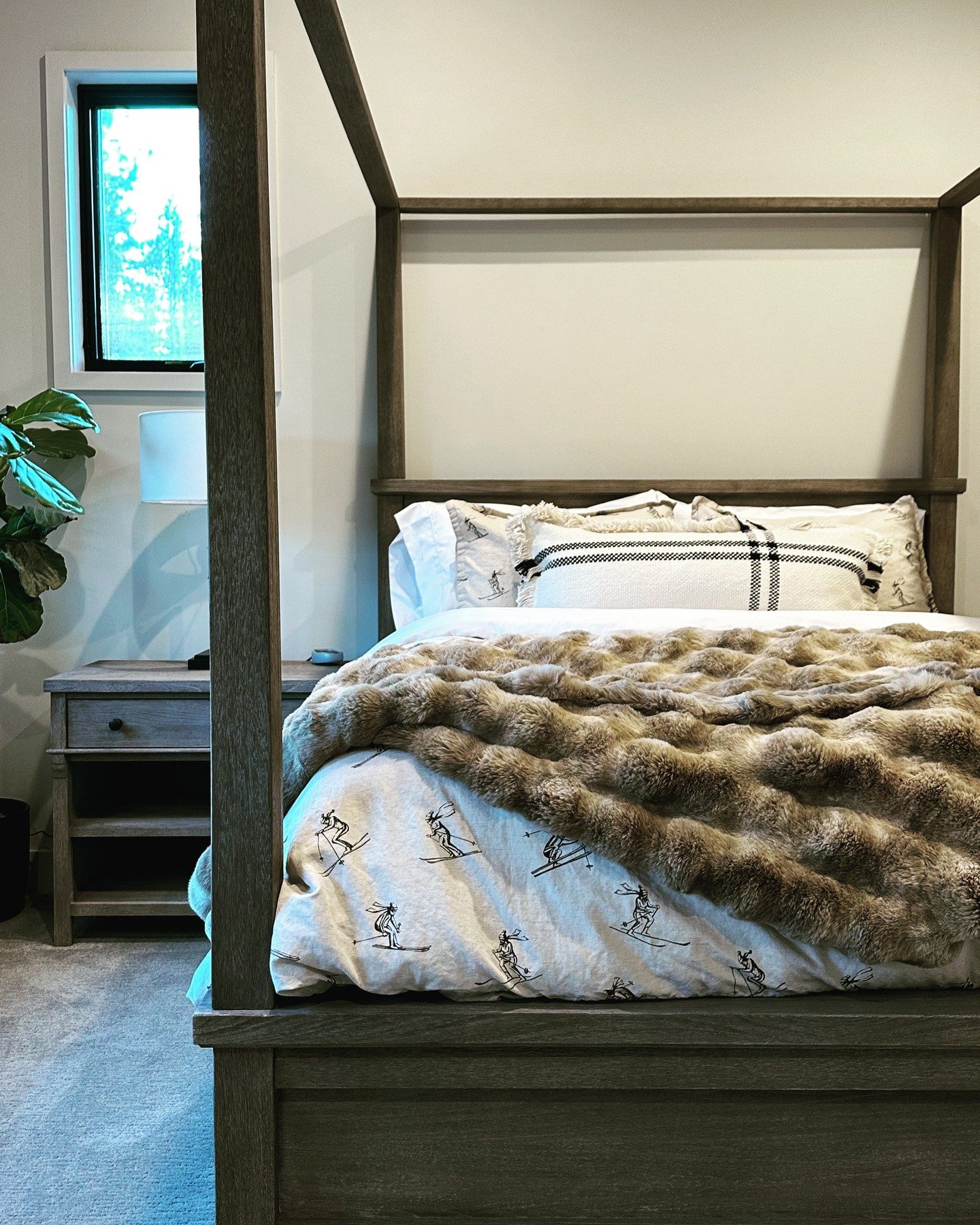 Textured Faux Fur 70