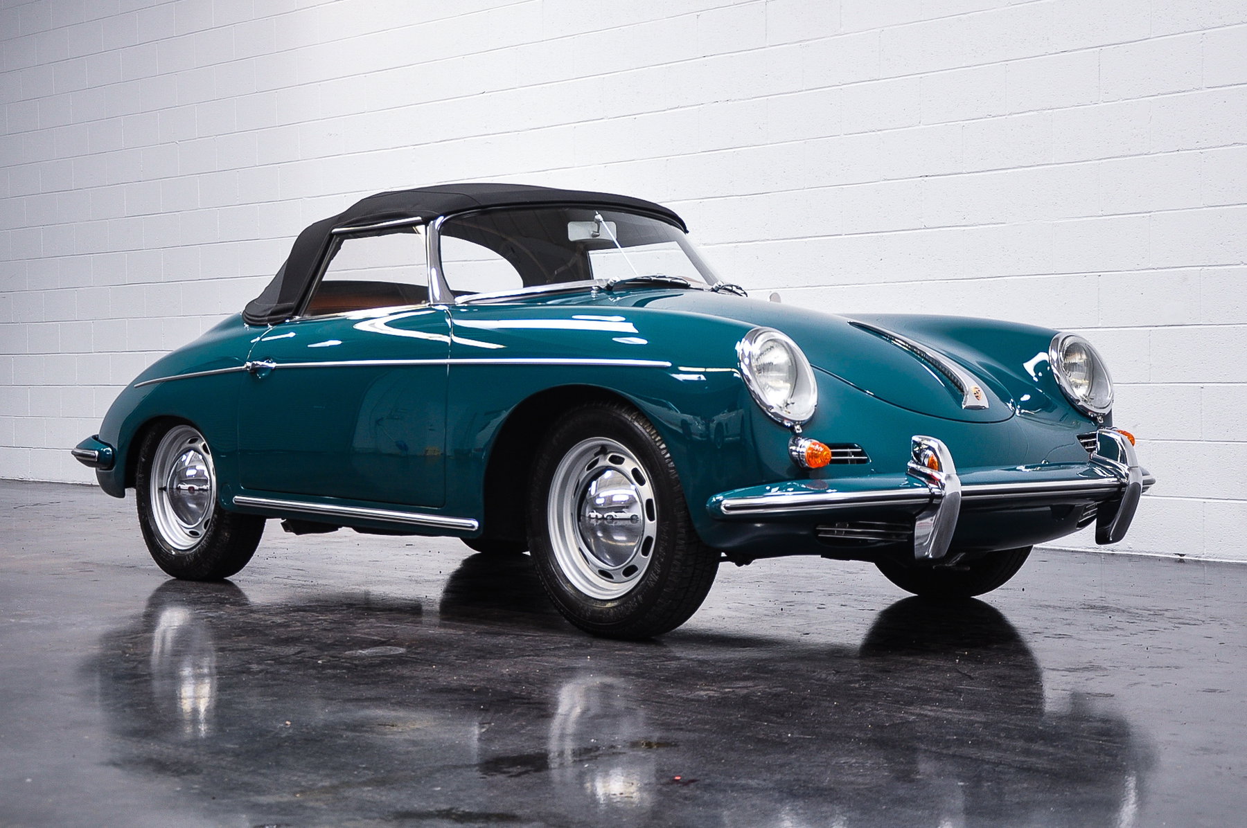 Porsche 356 B 1600 Roadster 1960 - elferspot.com - Marketplace for