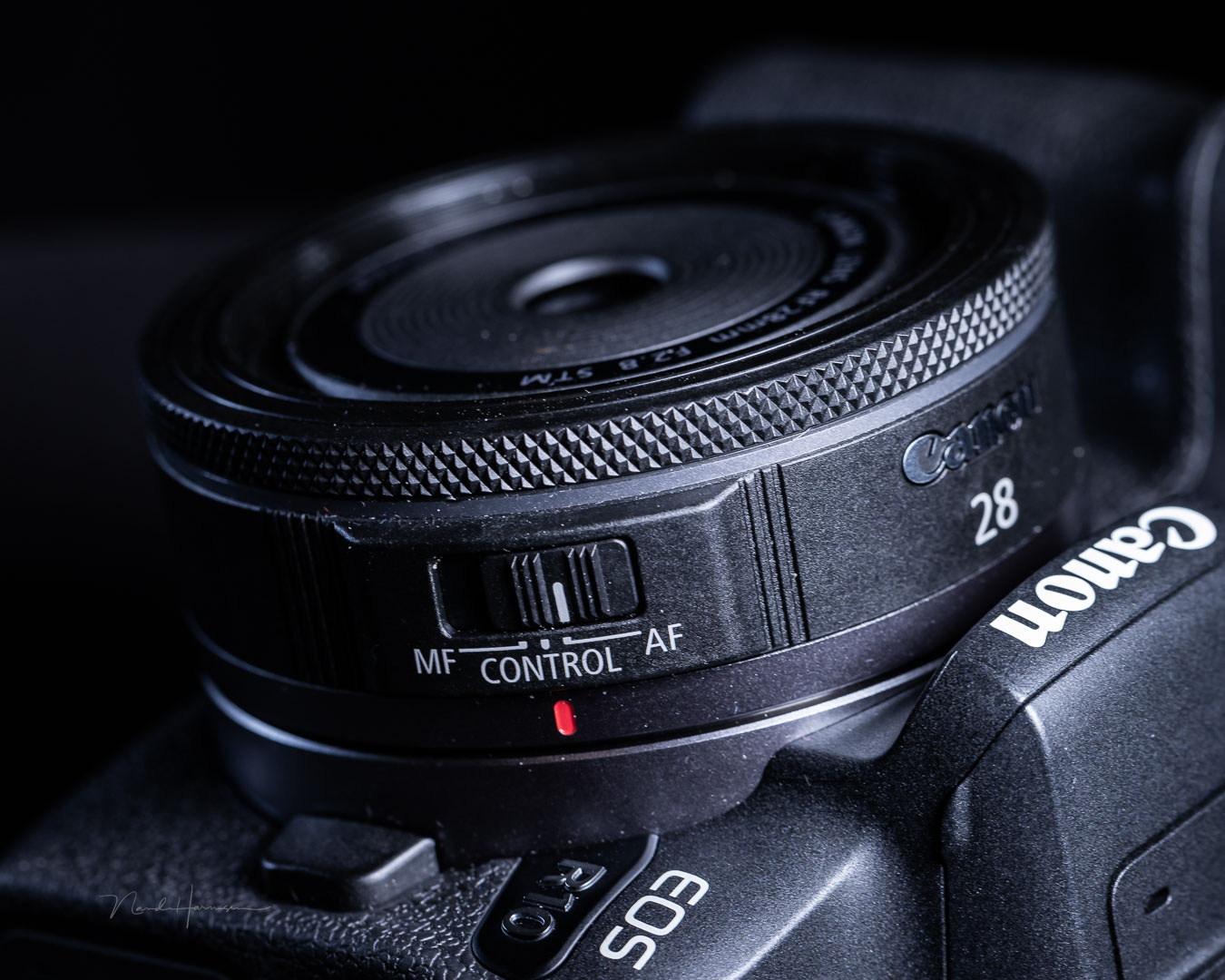 We Review the Canon RF 28mm f/2.8 STM Lens | Fstoppers