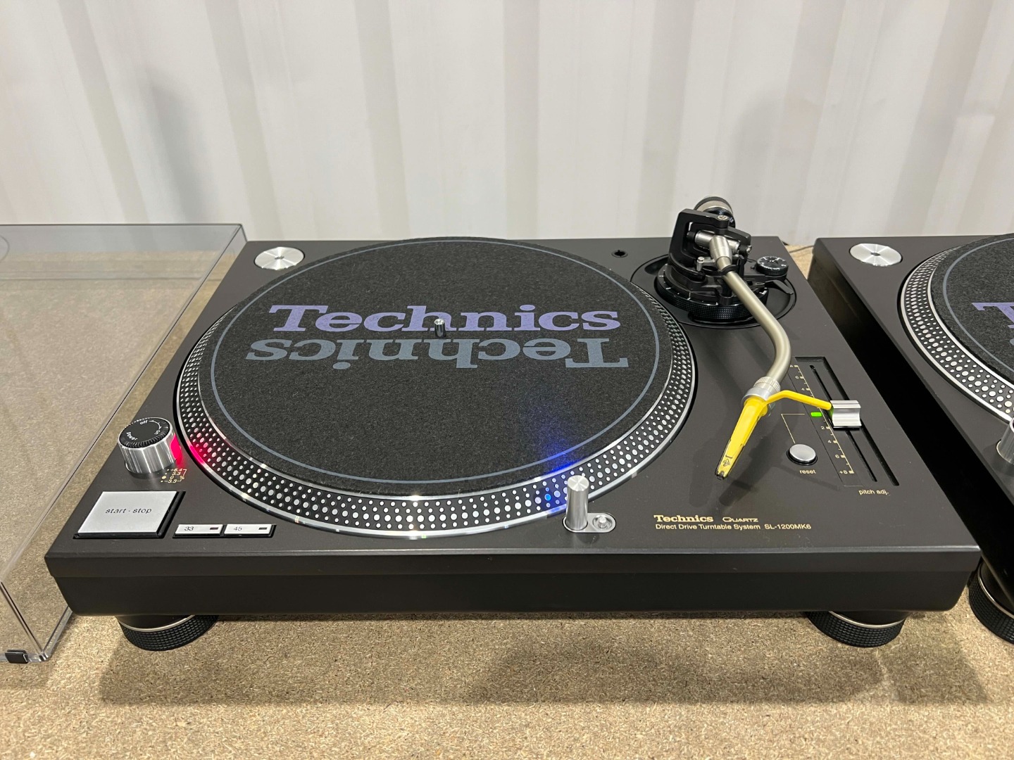 2x Technics SL-1200MK6 from private collection | 3950 EUR