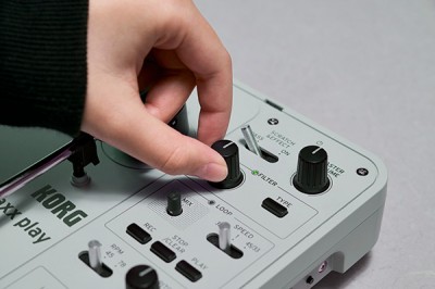 handytraxx play - PORTABLE RECORD PLAYER | KORG (USA)