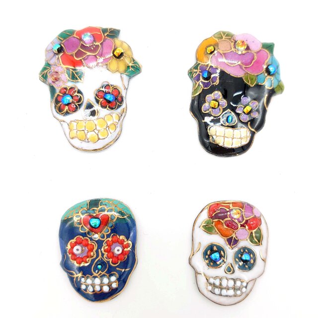 スカル（髑髏）の七宝焼ピンブローチ（ピンバッジ）A,B【受注制作
