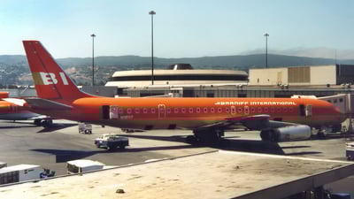 N1807 | Douglas DC-8-62(CF) | Hawaiian Airlines | PAUL LINK