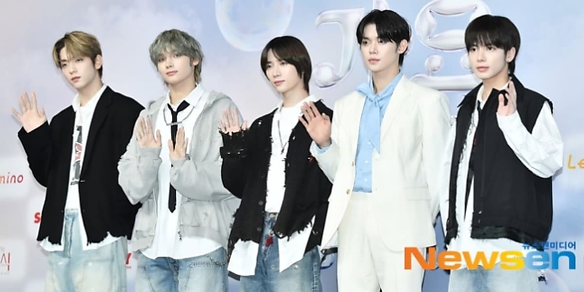 PHOTO】TOMORROW X TOGETHER「2024 SBS歌謡大典Summer」ブルー