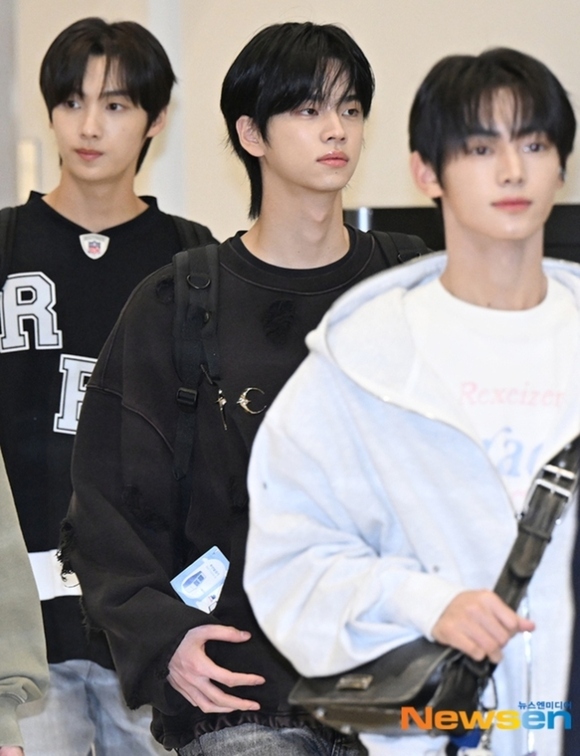 PHOTO】TWS、海外スケジュールのため中国へ（動画あり） - Kstyle