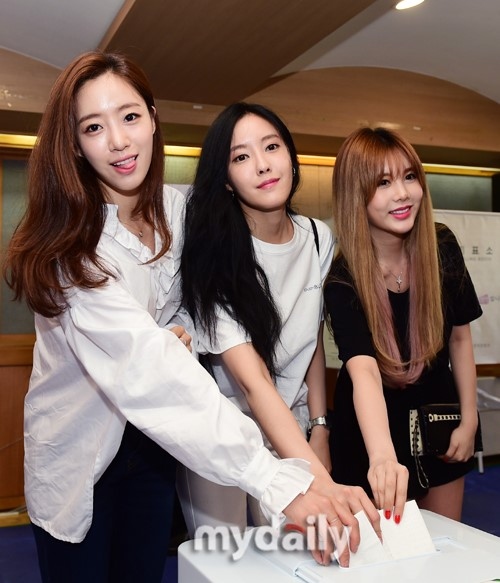 PHOTO】T-ARA ヒョミン＆キュリ＆ウンジョン、第19代大統領選挙の投票