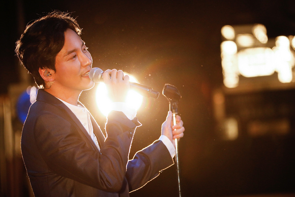 REPORT】キム・ナムギル「キミはオレのアモーレ！」…来日