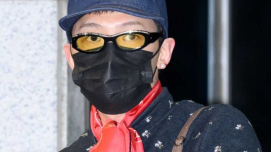 PHOTO】G-DRAGON、ファンミーティングのためタイへ出国…個性あふれる