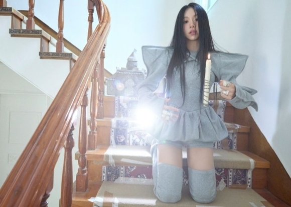 TWICE チェヨン、ラッパーsokodomoの新曲「WAKE UP」に