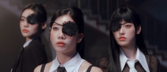 今月の少女（LOONA）のユニット”ODD EYE CIRCLE、新曲「Air Force One