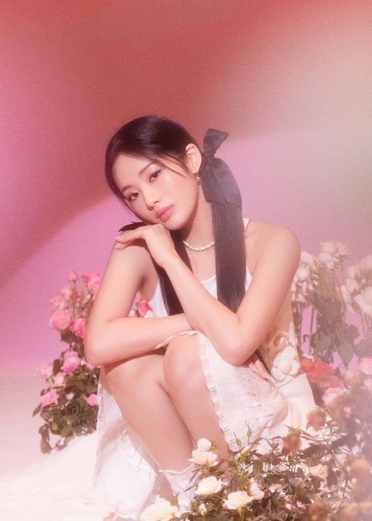 fromis_9 パク・ジウォンからイ・ナギョンまで、1stフルアルバム