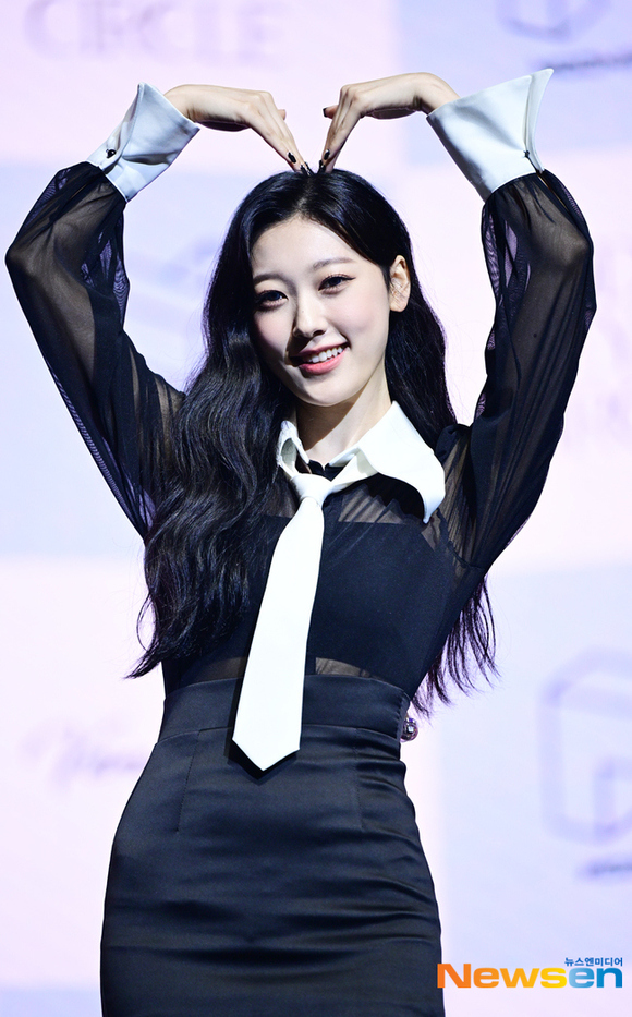 PHOTO】“今月の少女（LOONA）のユニット”ODD EYE CIRCLE、ニューミニ