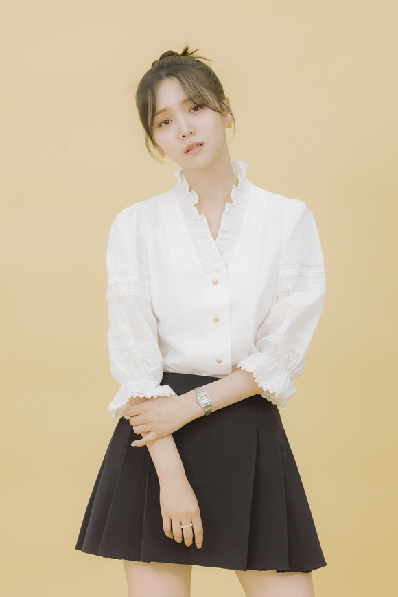 終了しました】キム・ジウン直筆サイン入りチェキを2名様に