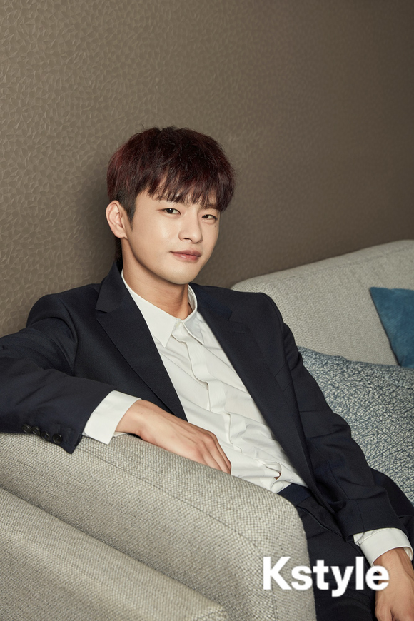 終了しました】ソ・イングク直筆サイン入りポラを2名様に！応募は