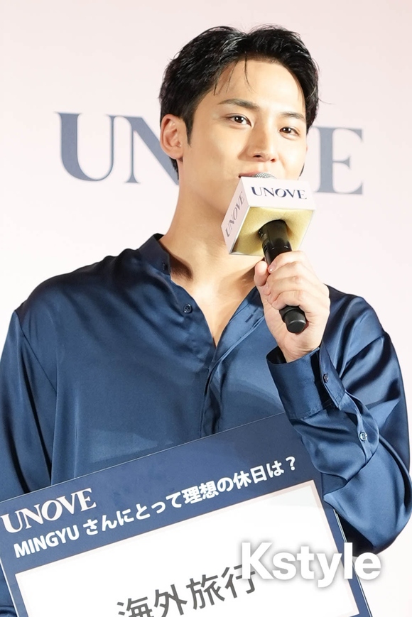 REPORT】SEVENTEEN ミンギュ、日本で見せた“はにかみ笑顔”にキュン