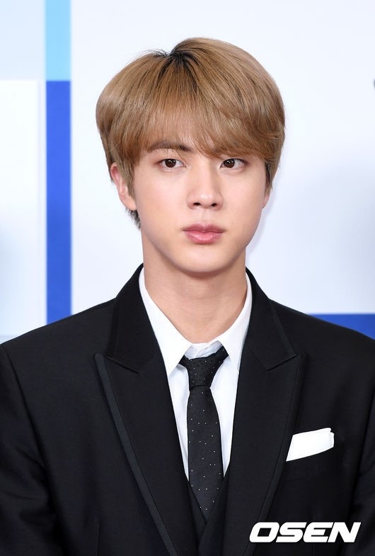 BTS（防弾少年団） ジン、人知れず続けた善行が話題…寄付金総額1千万円