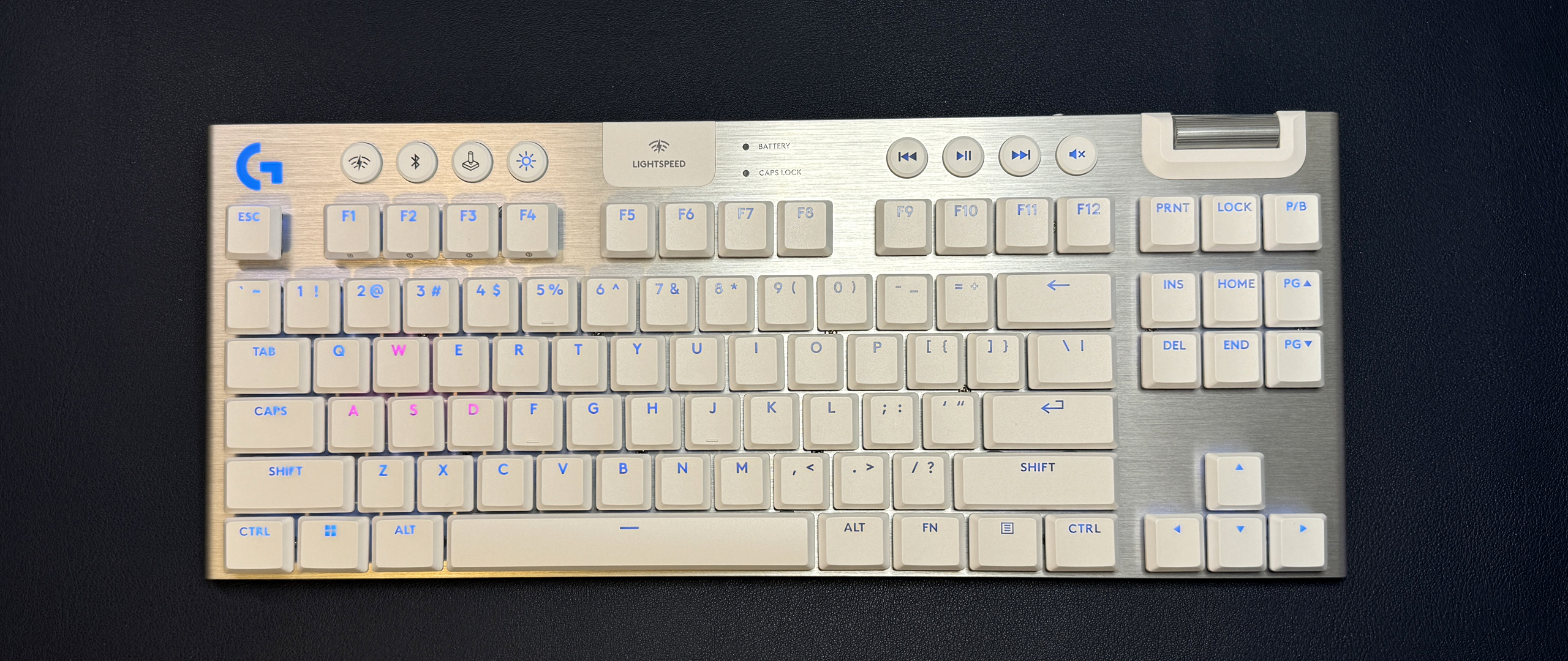 Logitech G915 X TKL Review: The same, but better? | Tom's Hardware