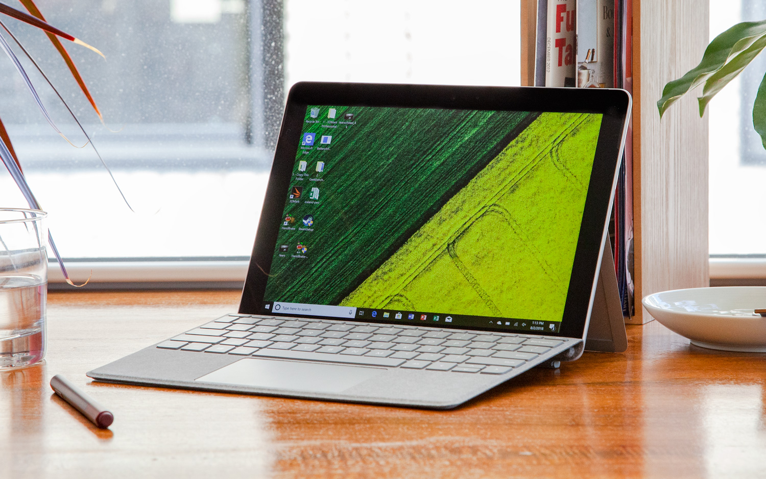 Microsoft Surface Go Review: A Great Budget 2-in-1 with One Flaw