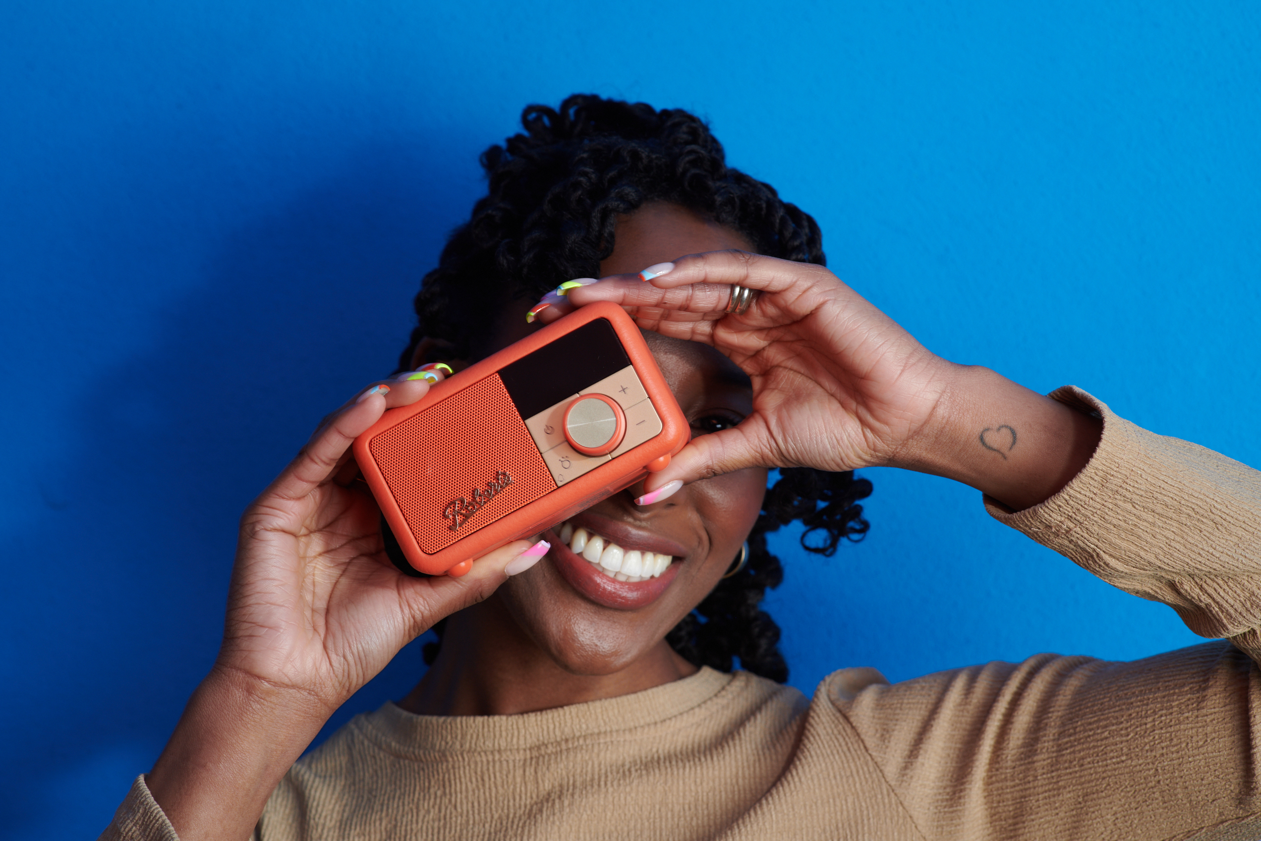 Roberts Revival Petite 2 brings new features to its dinky, palm