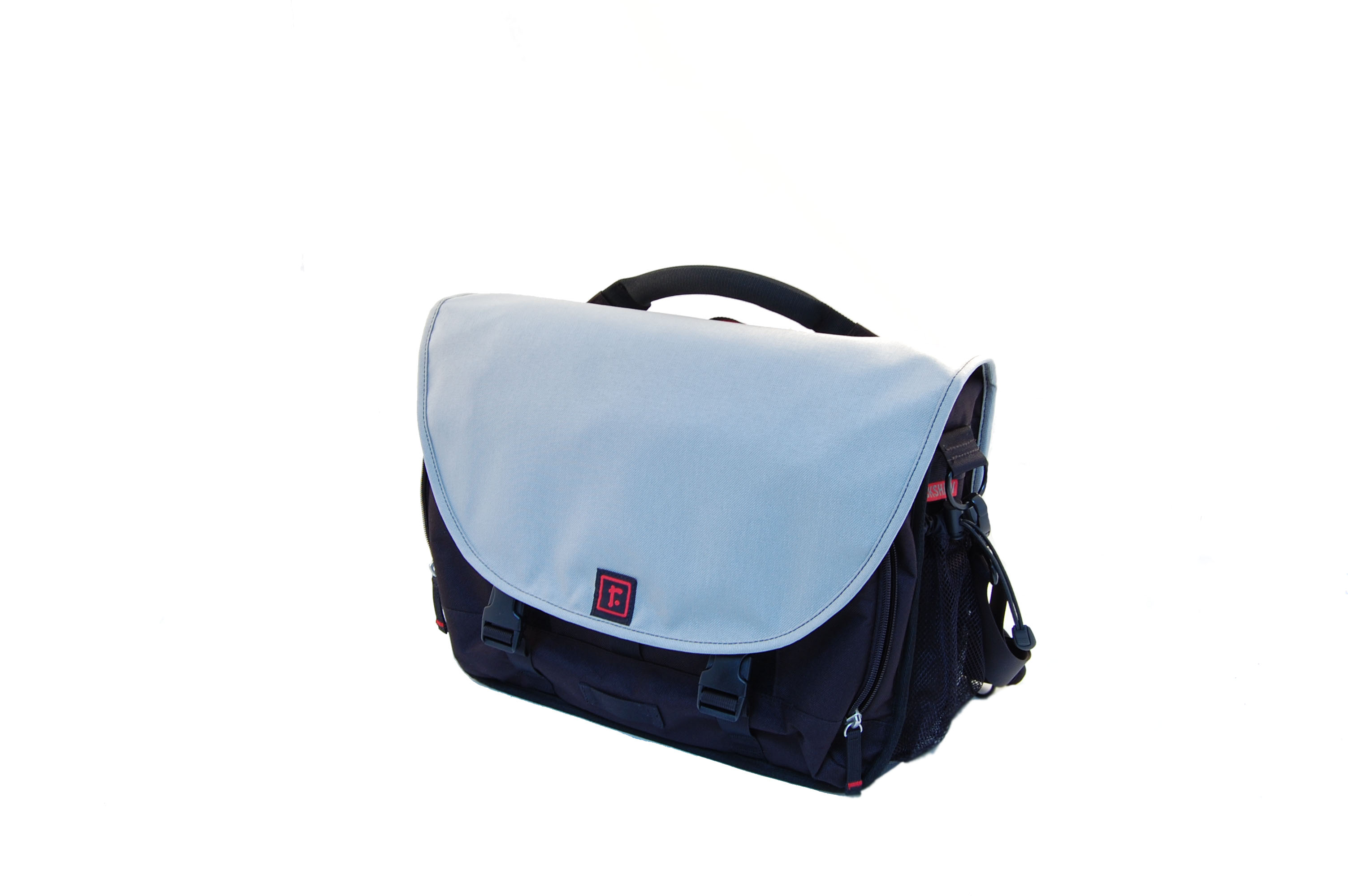 Rickshaw Bagworks Messenger Bag Gets 2.0 Treatment | Laptop Mag