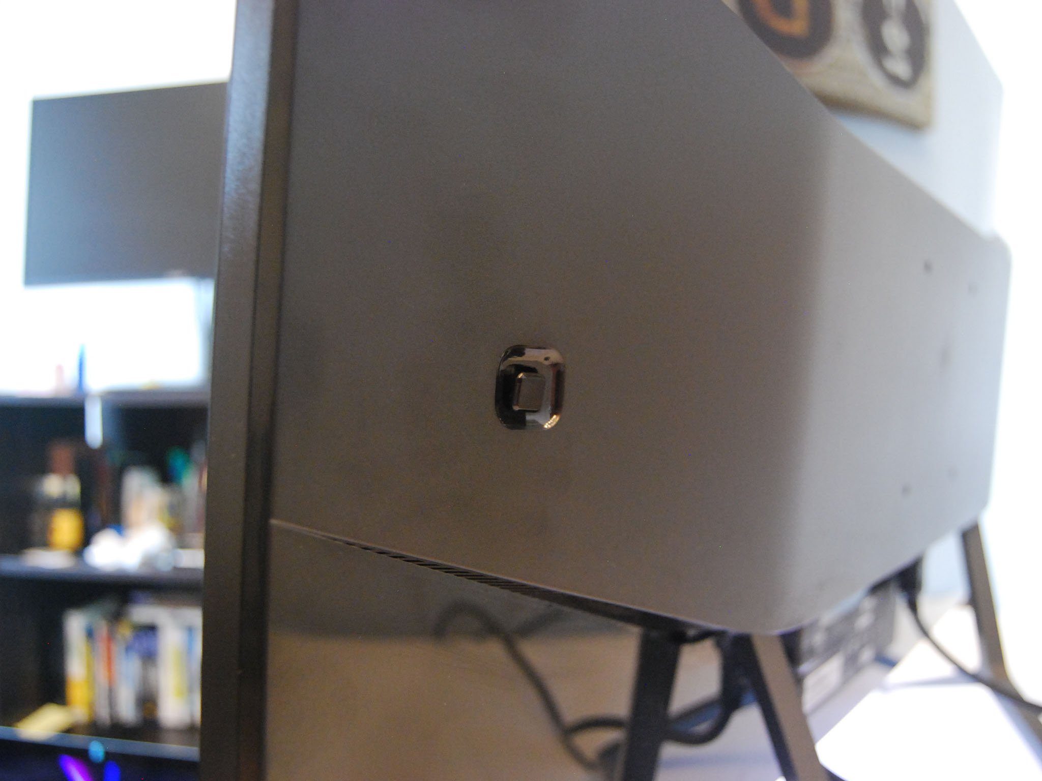 Philips Momentum 326M monitor review: Big, beautiful, and