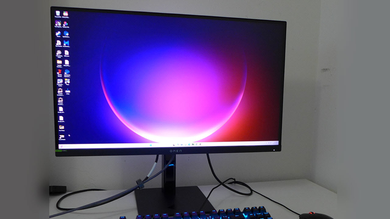 HP's New FreeSync Quantum Dot Monitor Is Its Thinnest Ever | Tom's
