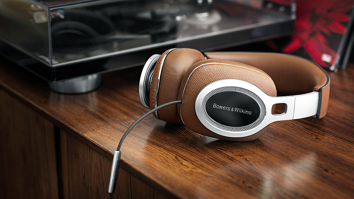 Bowers and Wilkins P9 headphones sound god-like, and will come