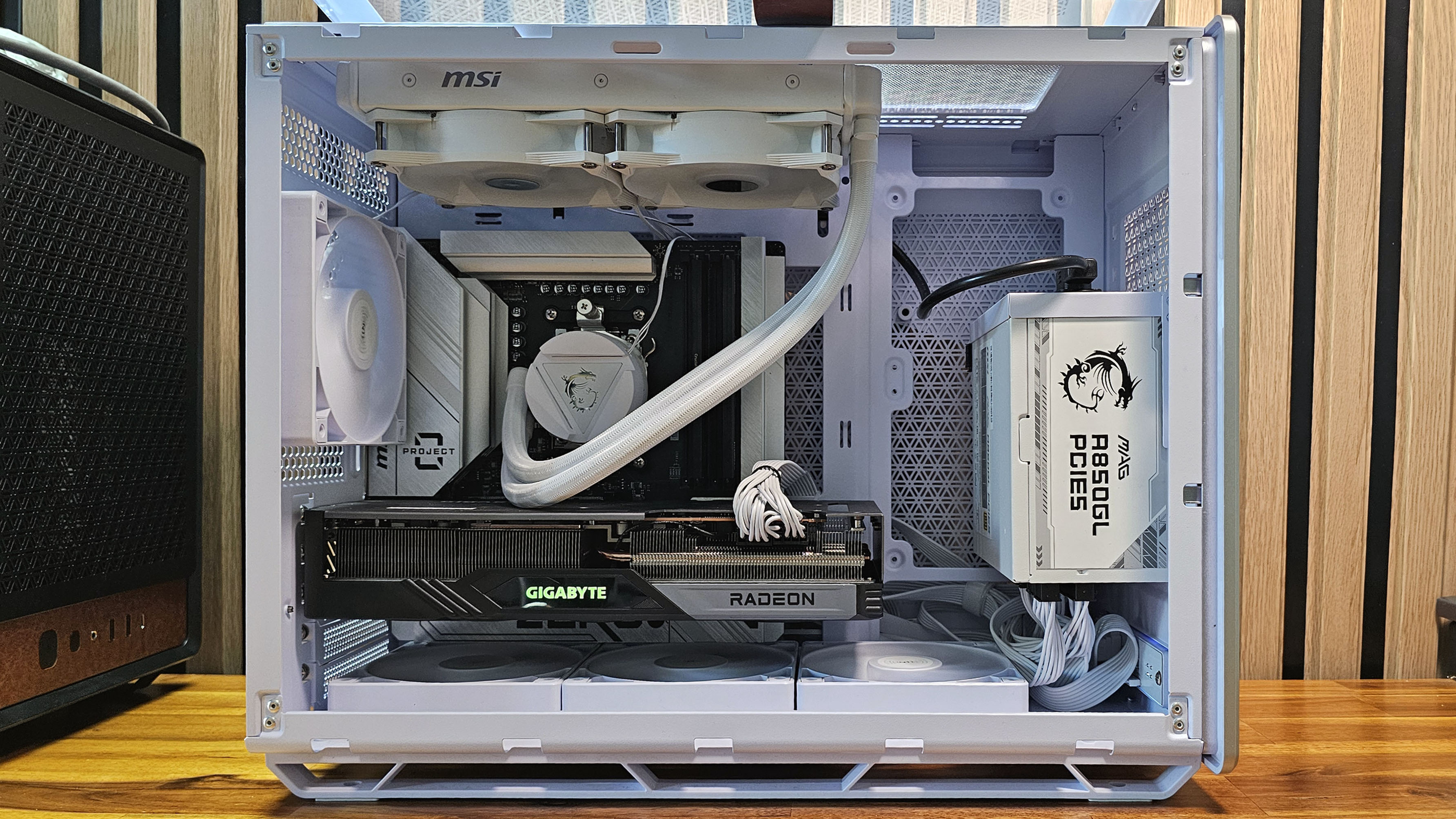 Montech's Heritage Pro case is like a designer handbag for your