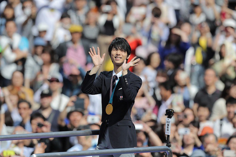 平昌冬季五輪：羽生選手が仙台で凱旋パレード [写真特集1/14] | 毎日新聞